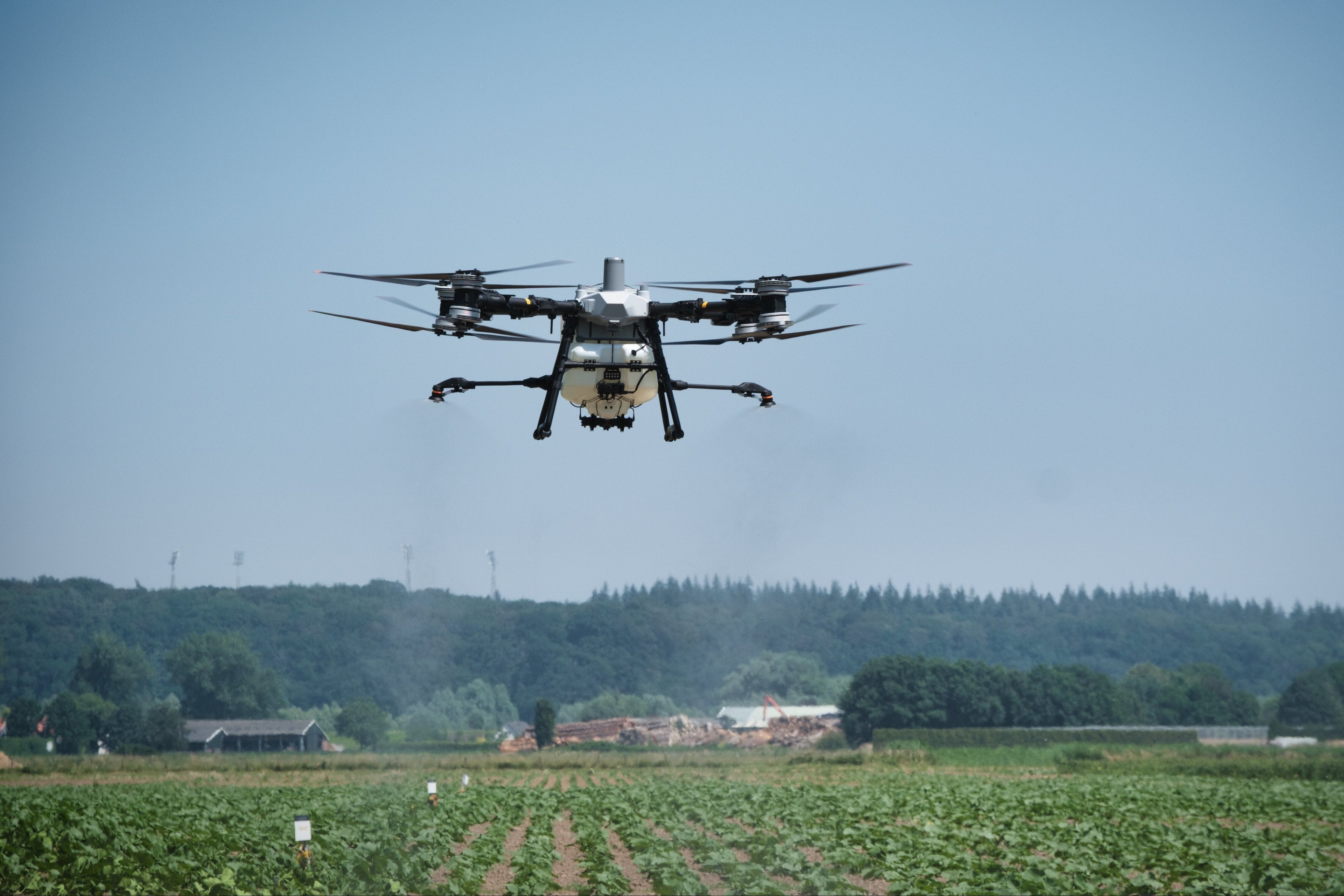 TUG-regels voor landbouwdrones versoepeld: vijf provincies doen mee aan nieuwe pilot
